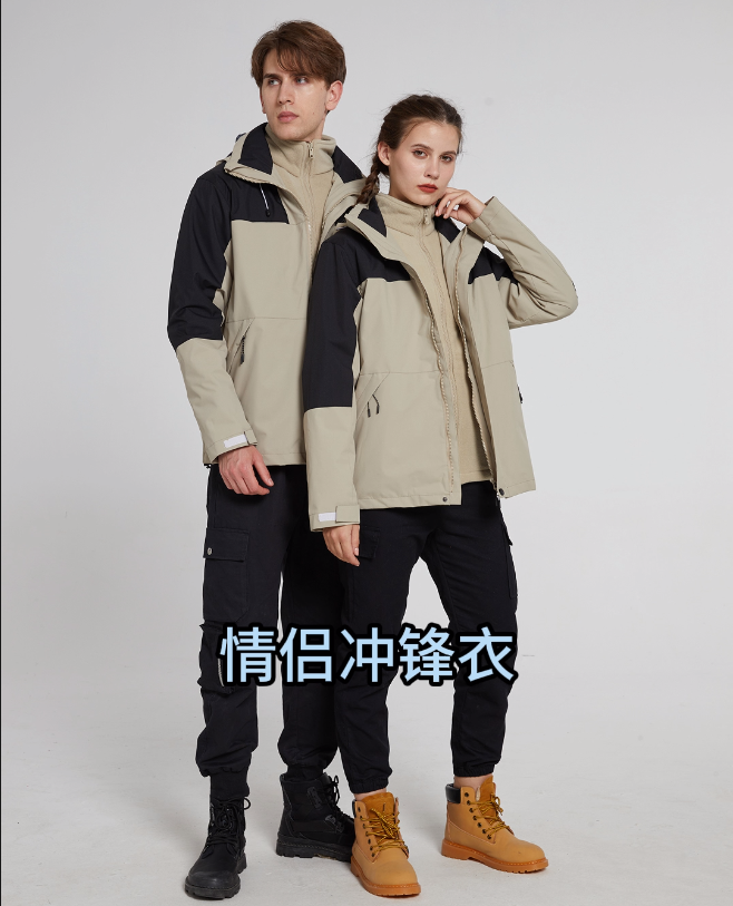 外衣：150D高彈春亞紡-100%聚酯纖維內膽：300克雙面搖粒絨-100%聚酯纖維防水5000/透氣2000/防風/保暖/三合一男女同款沖鋒衣登山服，奧特萊斯定制款防寒保暖情侶套裝沖鋒衣。